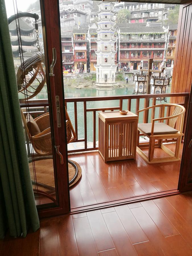 沱江缘民宿 Fenghuang Eksteriør billede